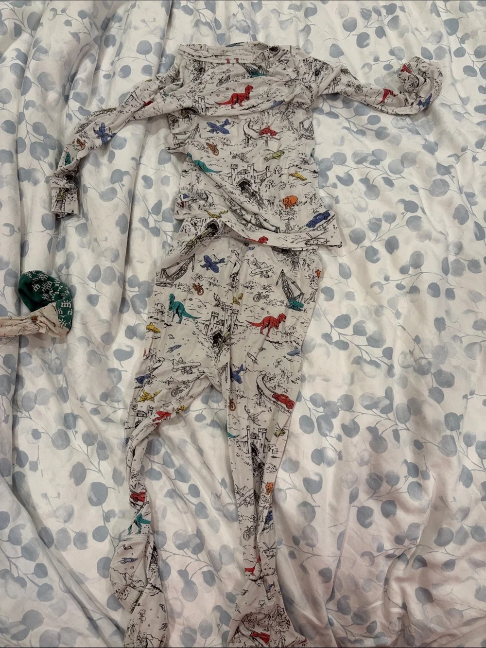 MagneticMe 18-24month bamboo dinosaur truck footie pajama set